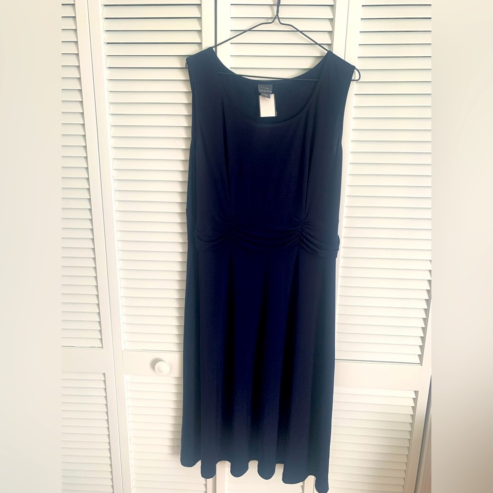 Women’s Covington Navy Blue Sleeveless Dress. Size 16.